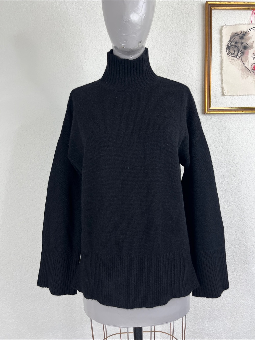 Frame Denim Cashmere Black Turtleneck Sweater Ribbed Flare Sleeve